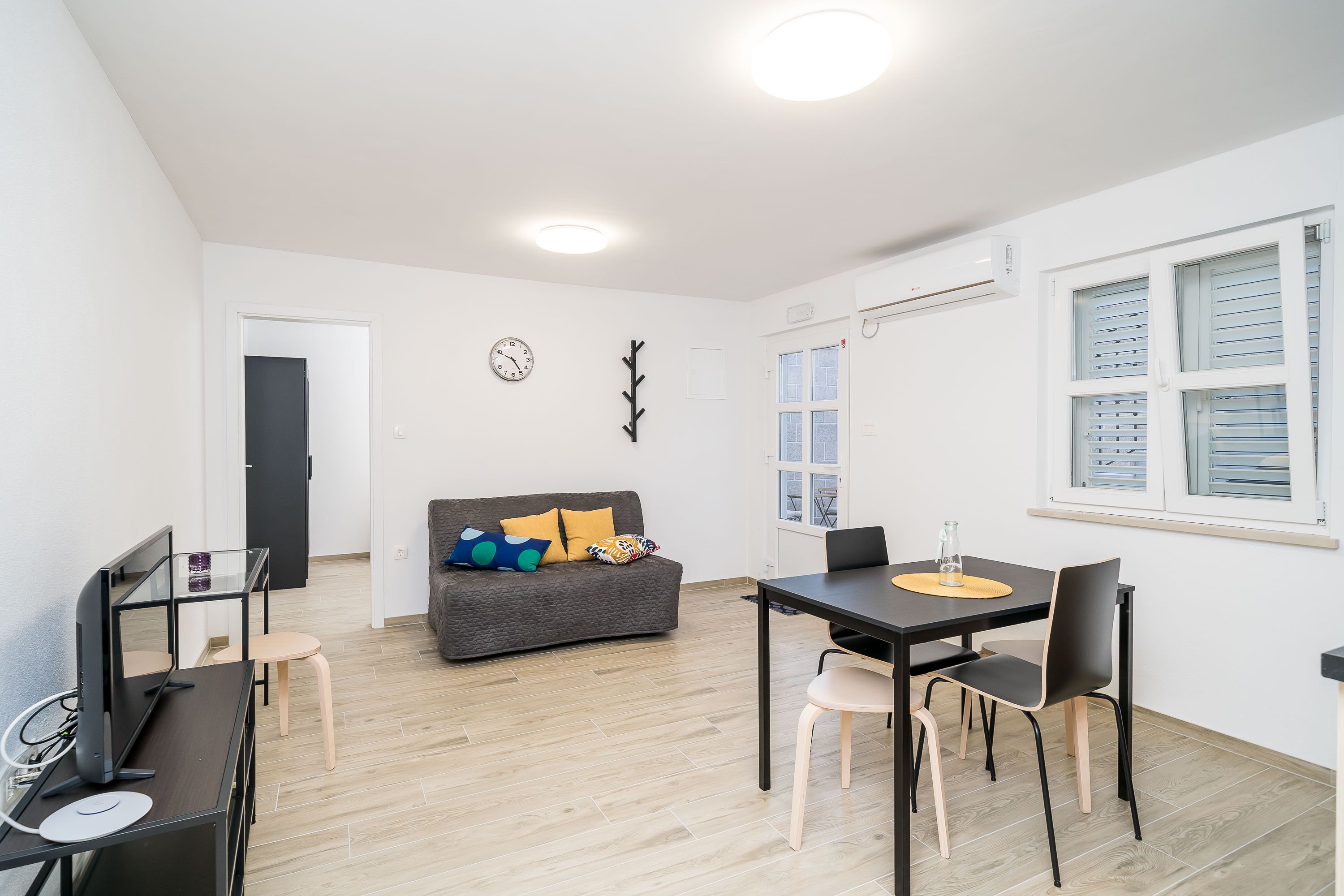 Residence & Pool Villa Schwarz Suites
