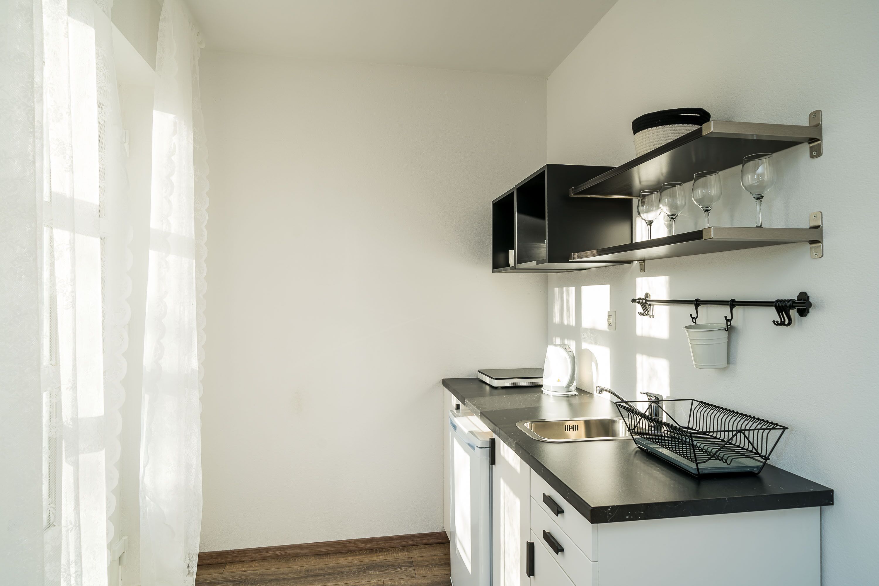 Residence & Pool Villa Schwarz Suites