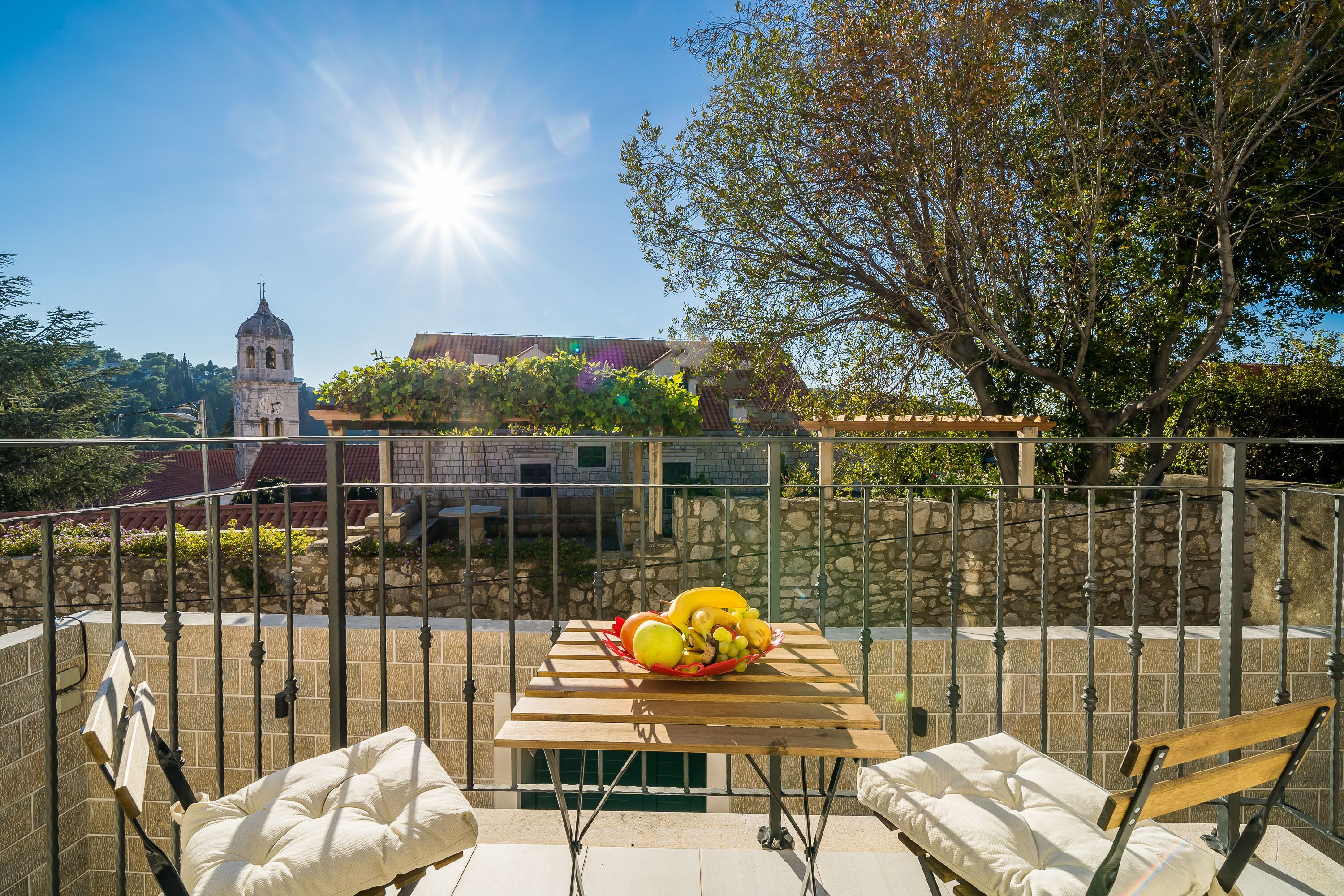 Residence & Pool Villa Schwarz Suites