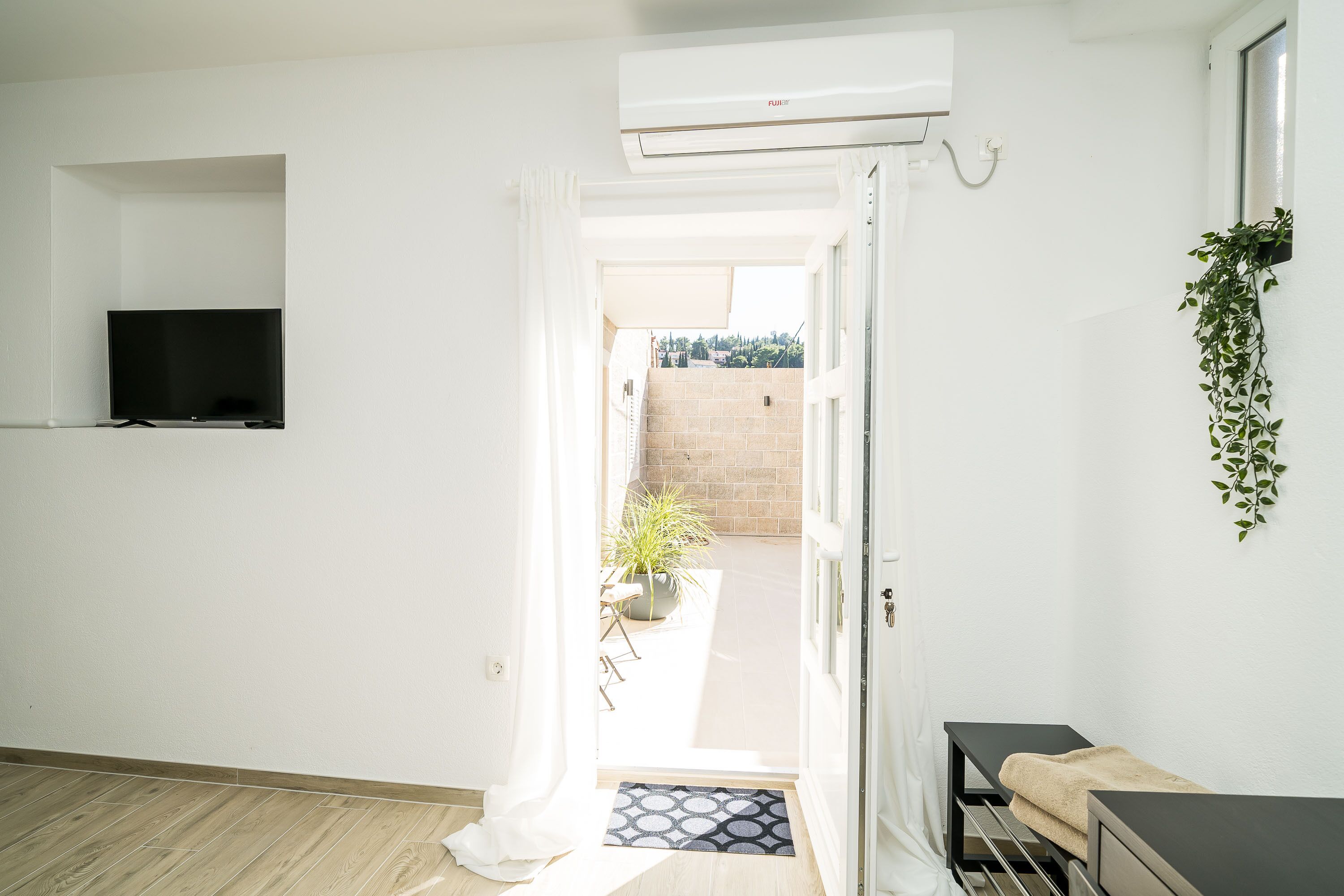 Residence & Pool Villa Schwarz Suites
