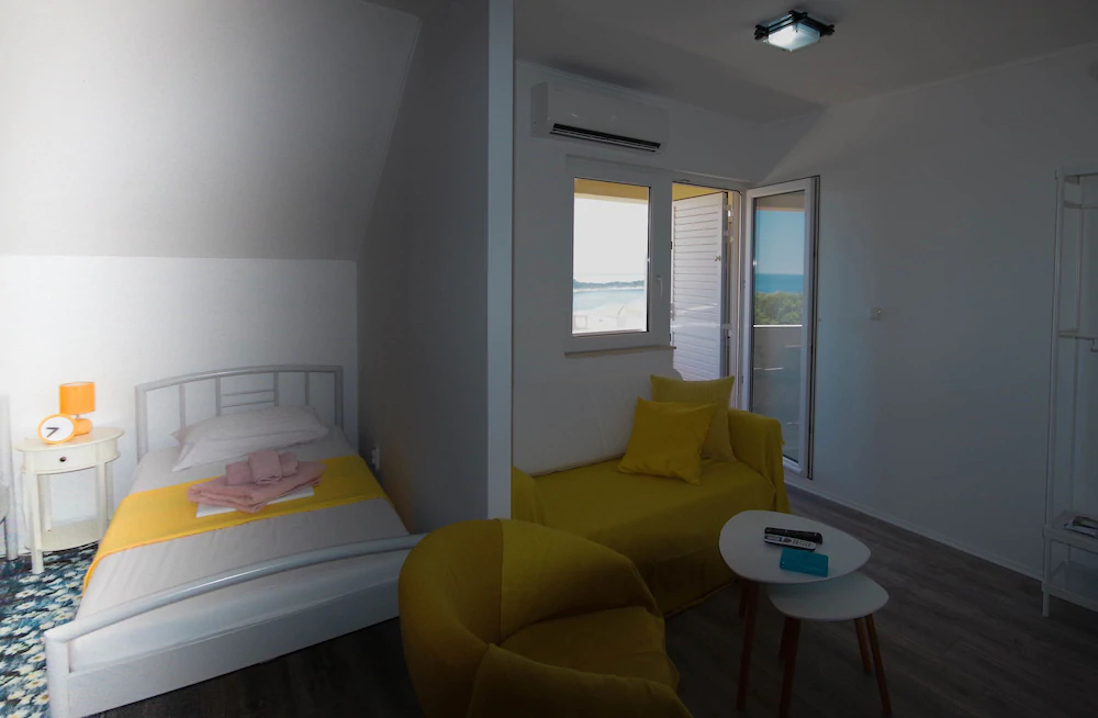 Sandra Apartments