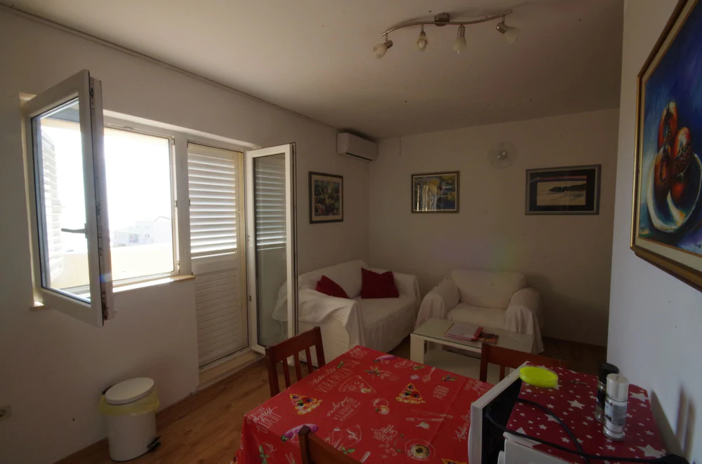 Sandra Apartments