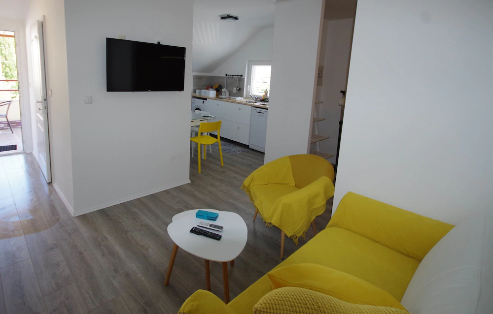 Sandra Apartments