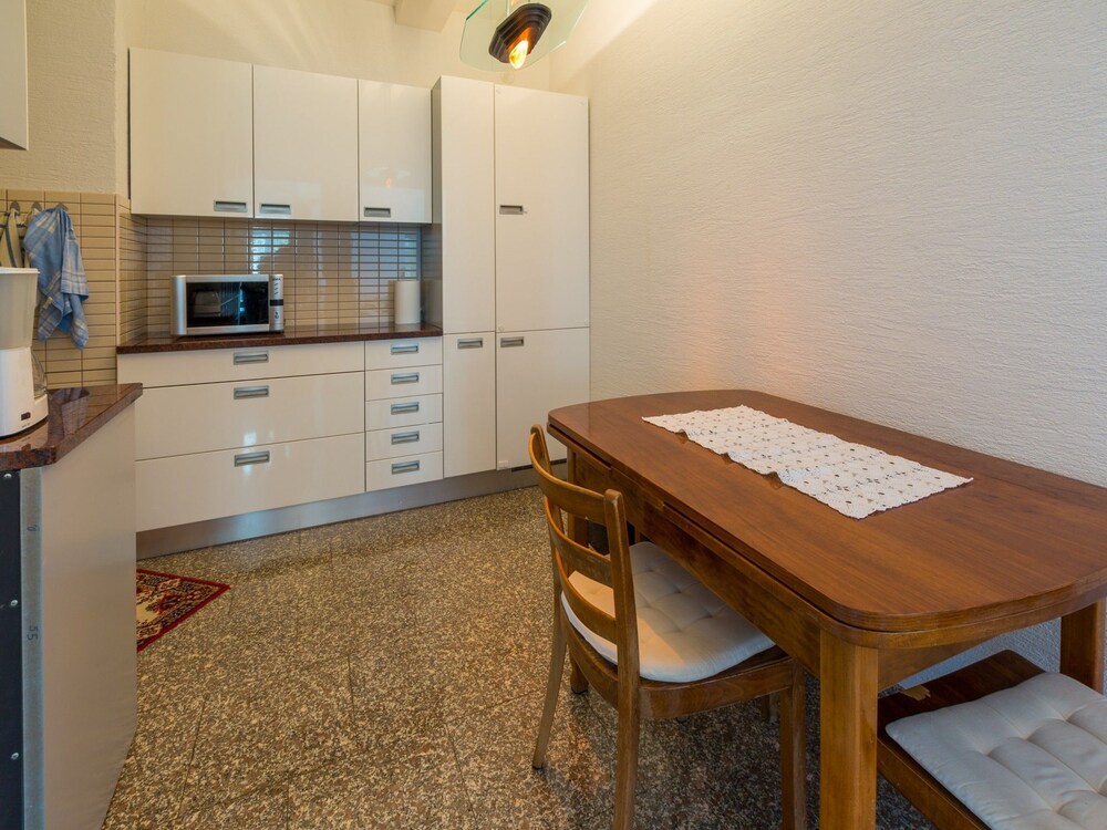 Apartment Goran