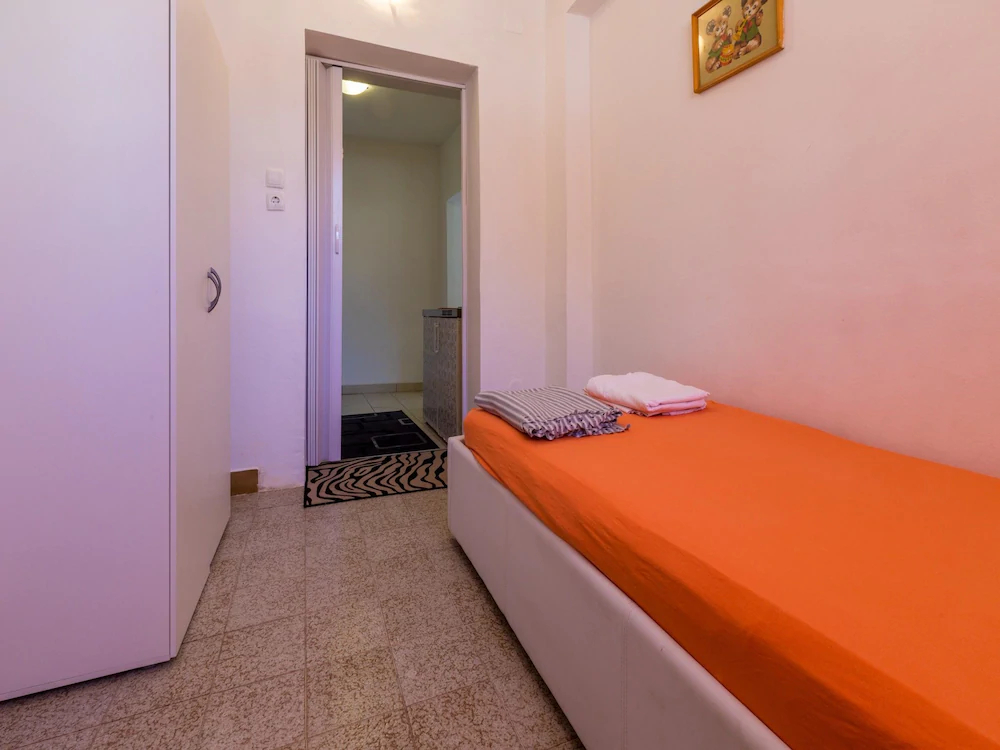 Apartment Iva Man