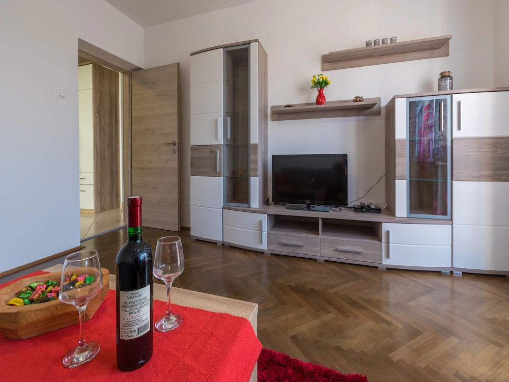 Apartment Melanija