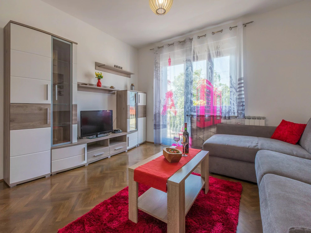 Apartment Melanija
