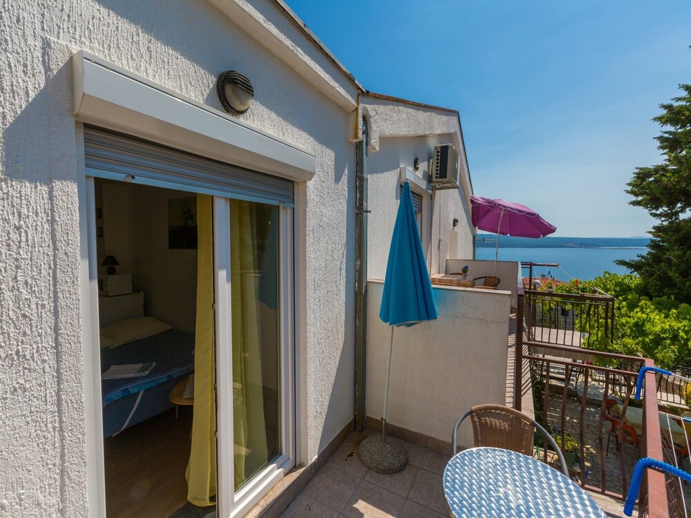 Apartments Adrasteja