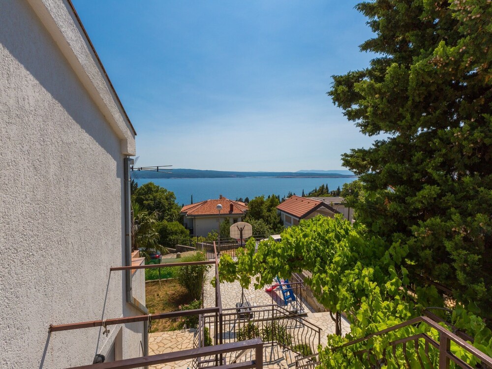 Apartments Adrasteja