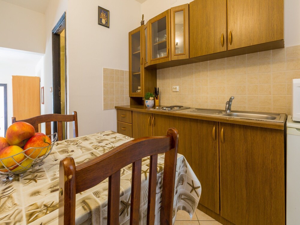 Apartments Adrasteja