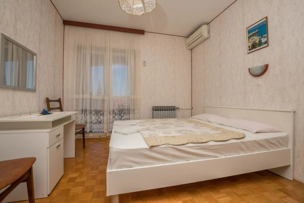 Apartments And Room Mauro