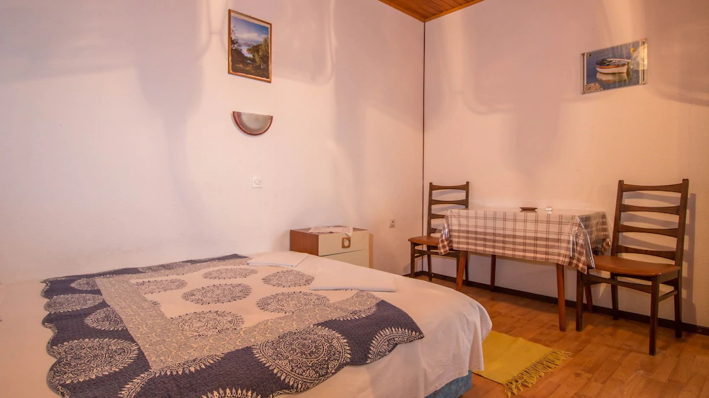 Apartments And Room Mauro