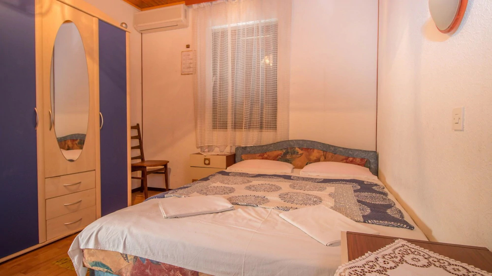 Apartments And Room Mauro