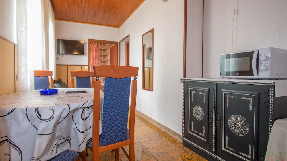 Apartments And Room Mauro