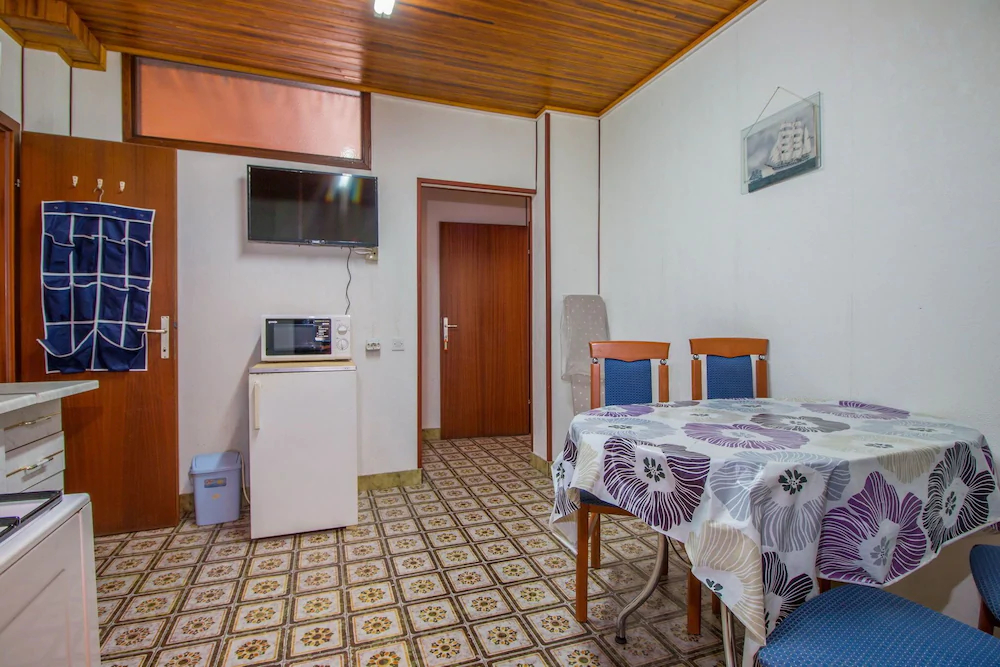 Apartments And Room Mauro