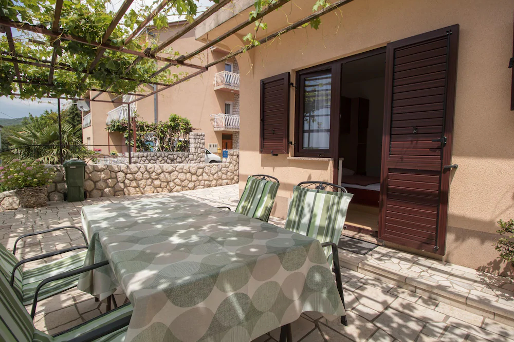 Apartments and Room Ružica