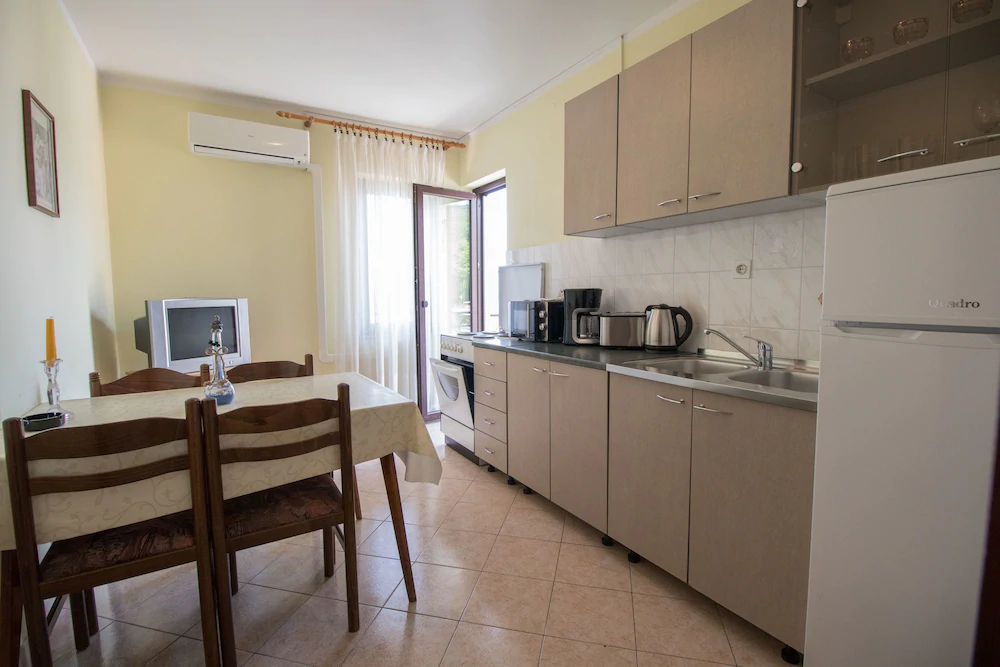 Apartments and Room Ružica
