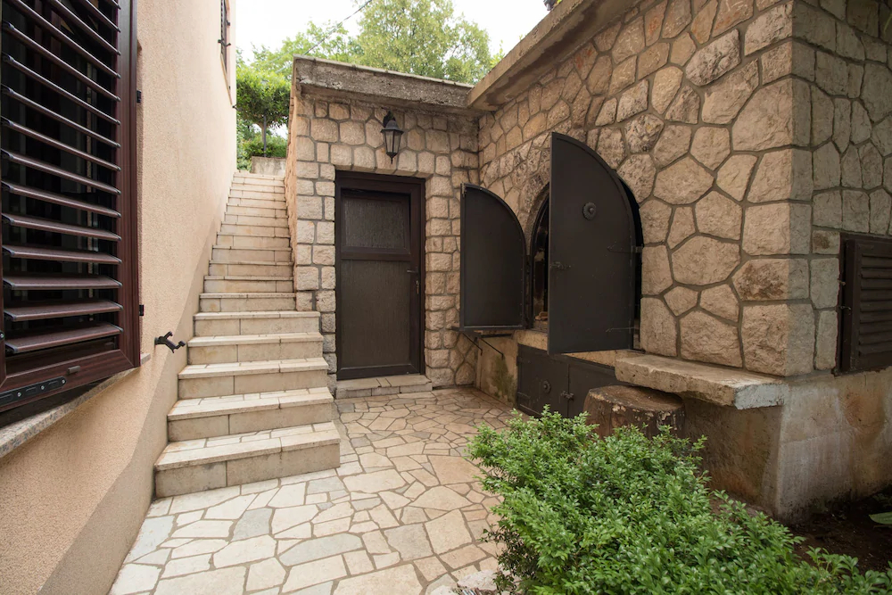 Apartments and Room Ružica