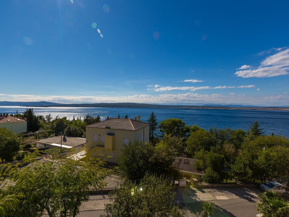 Apartments and Rooms Nensi