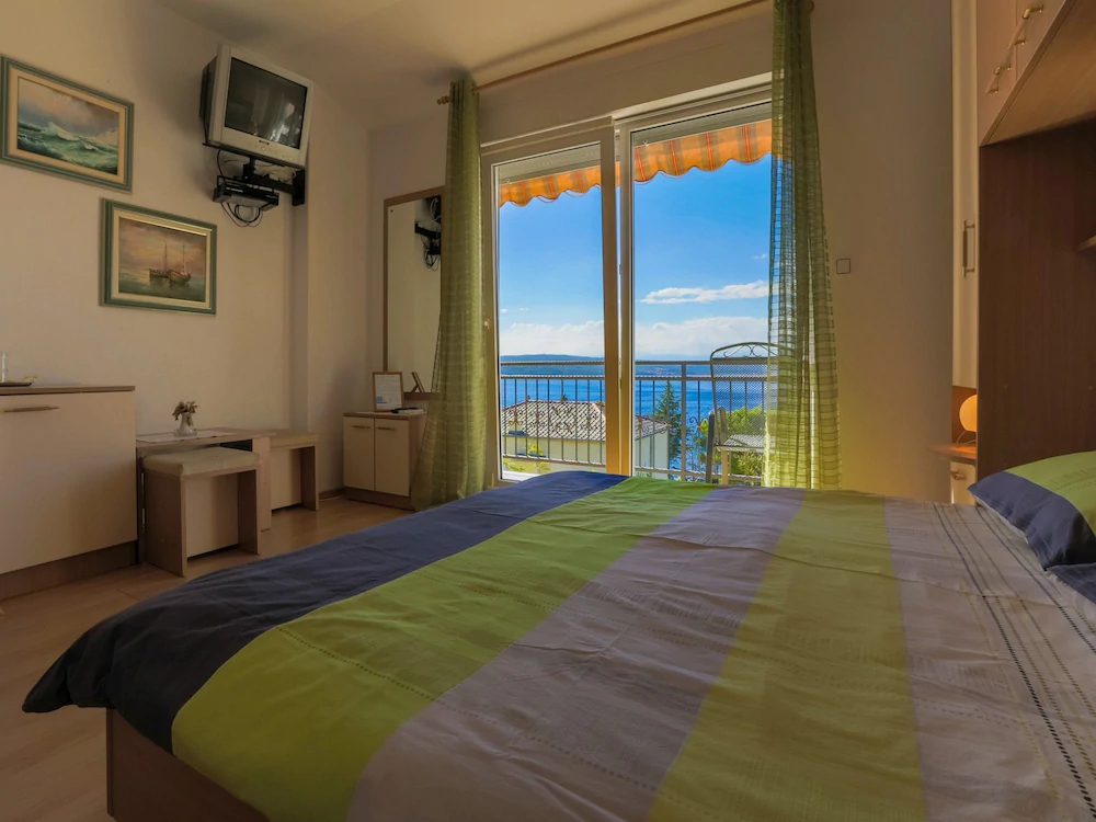 Apartments and Rooms Nensi