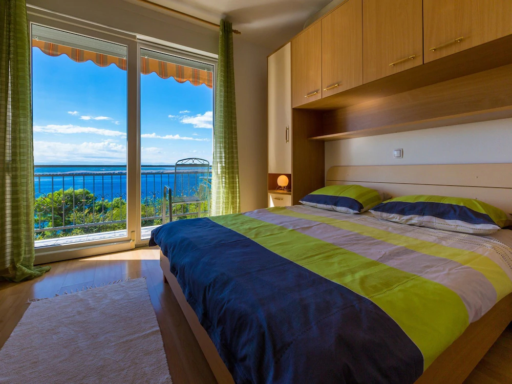 Apartments and Rooms Nensi