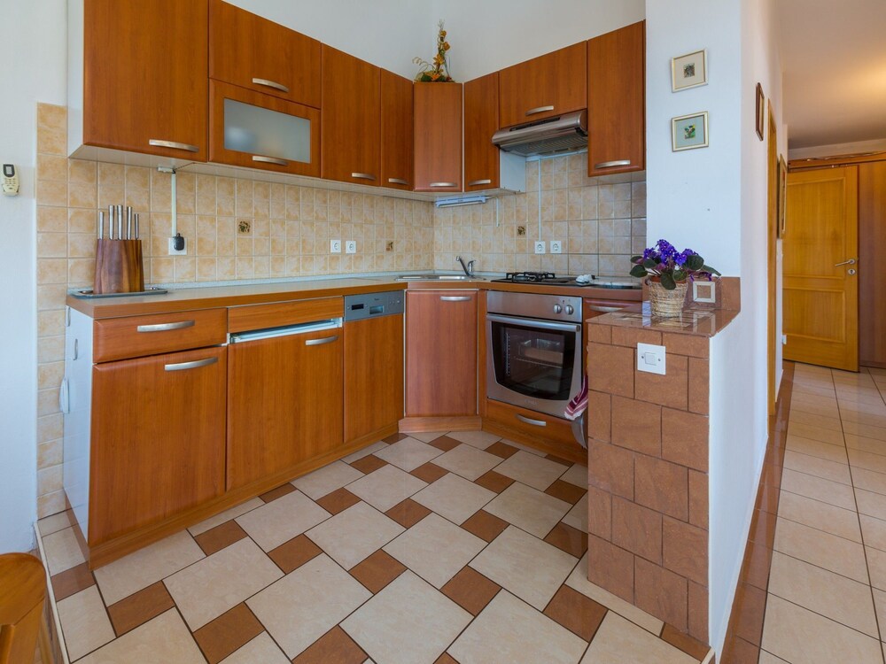 Apartments Ani