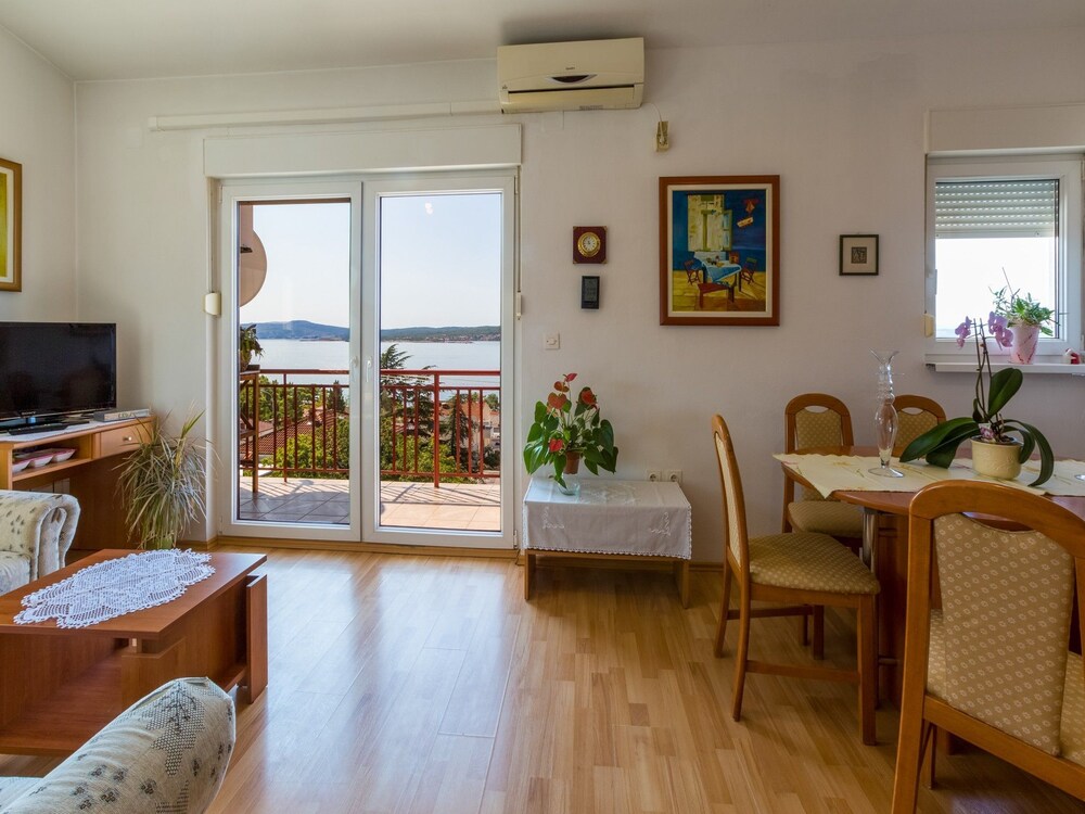 Apartments Ani