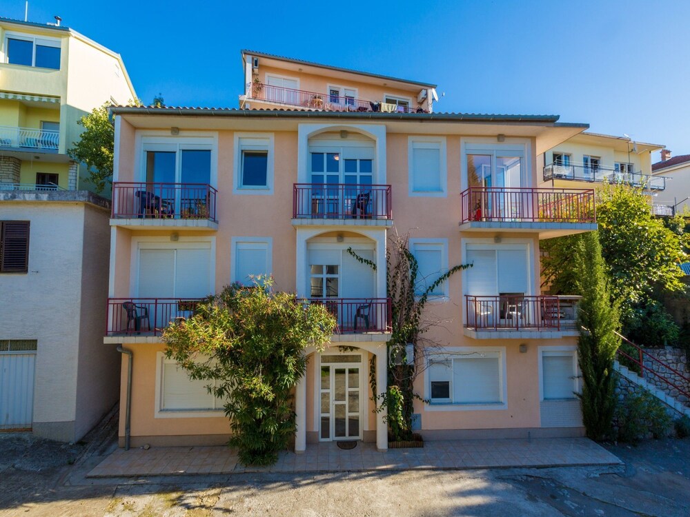 Apartments Ani