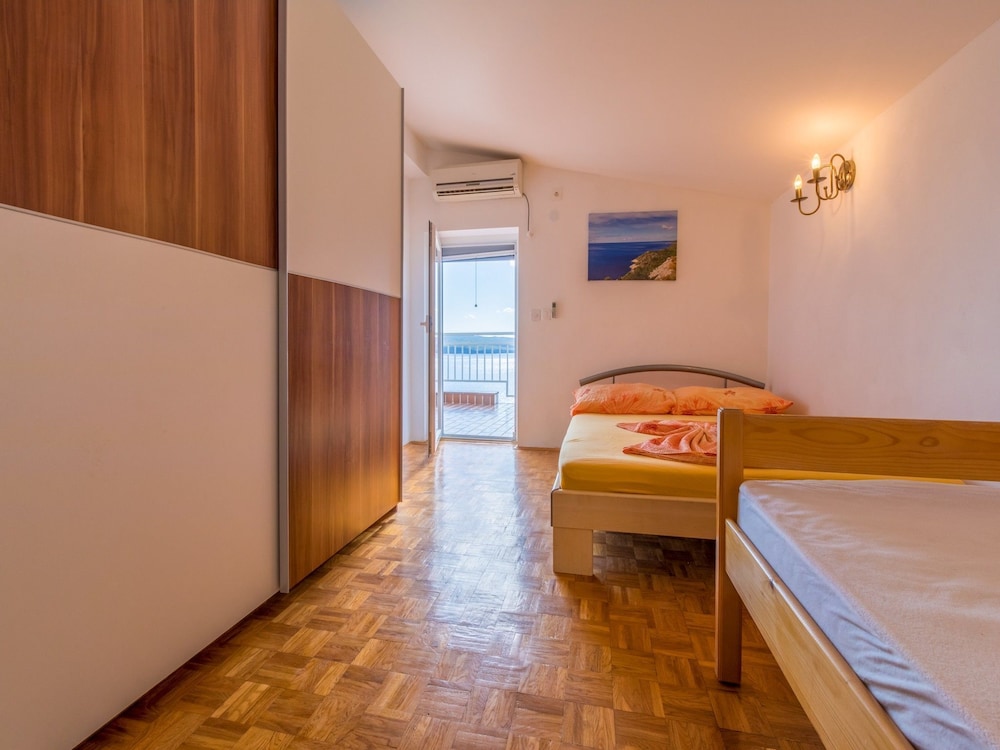 Apartments Antuno