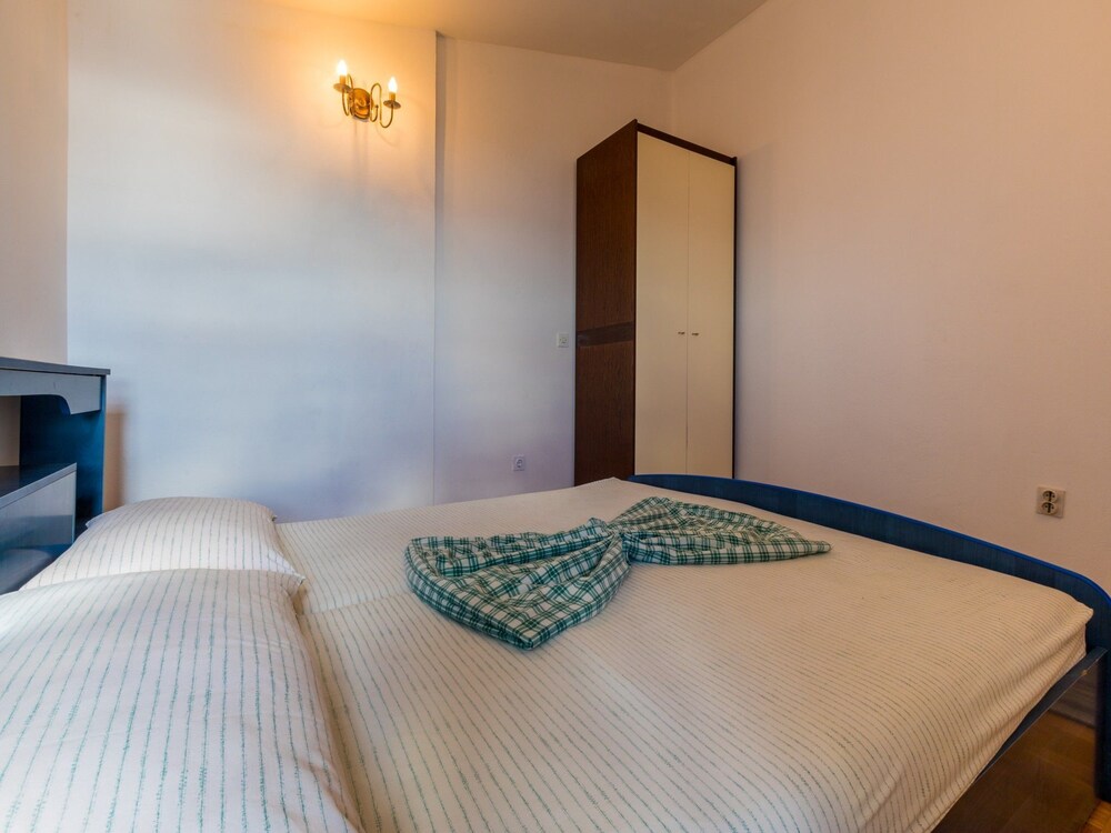 Apartments Antuno