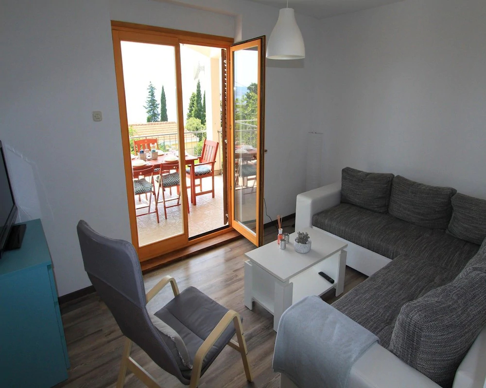 Apartments Bartulin