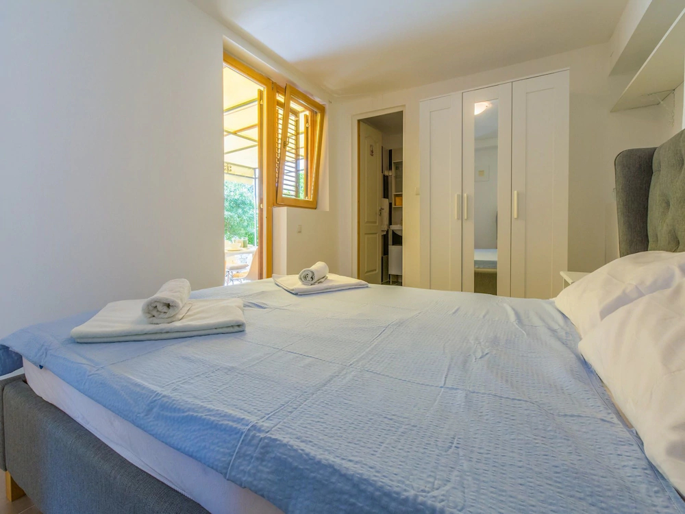 Apartments Bartulin