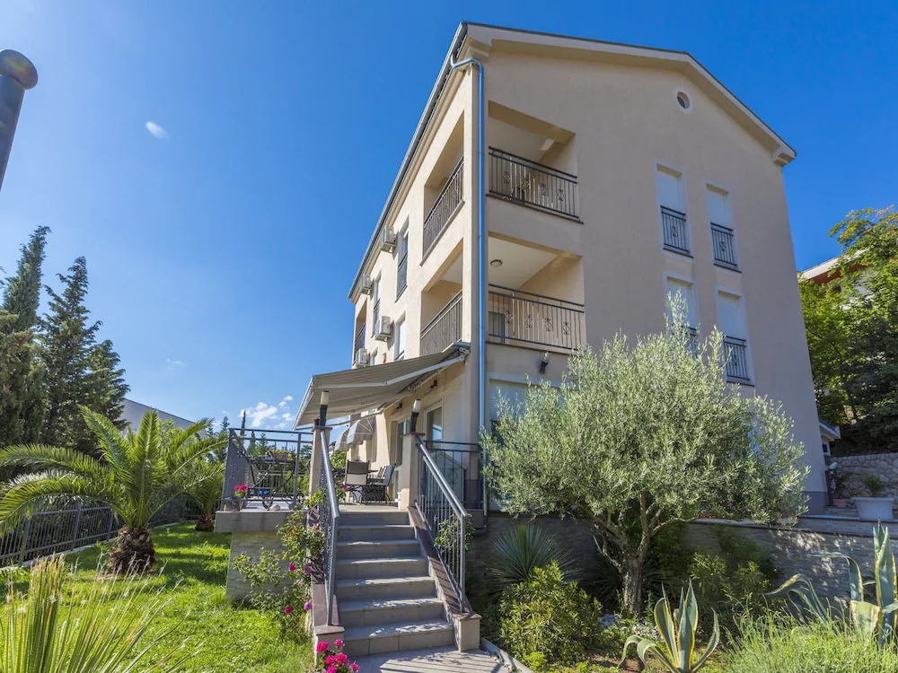 Apartments Dolly