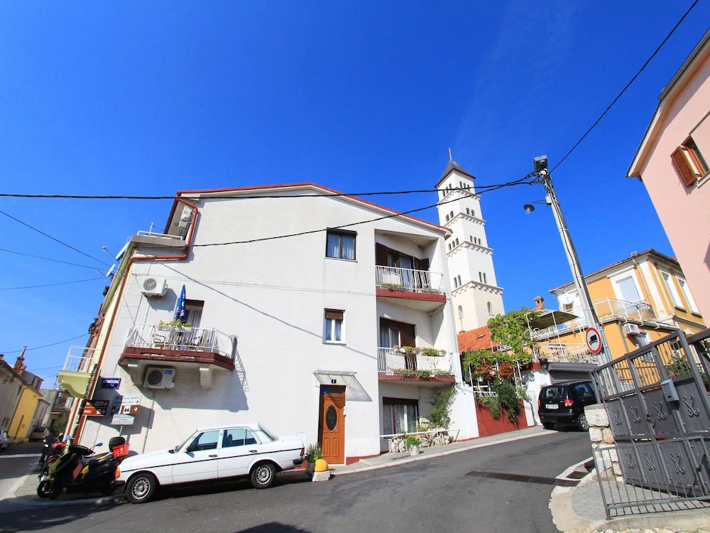Apartments Feda
