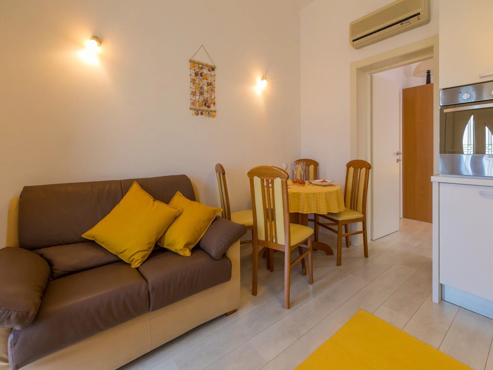 Apartments Franco