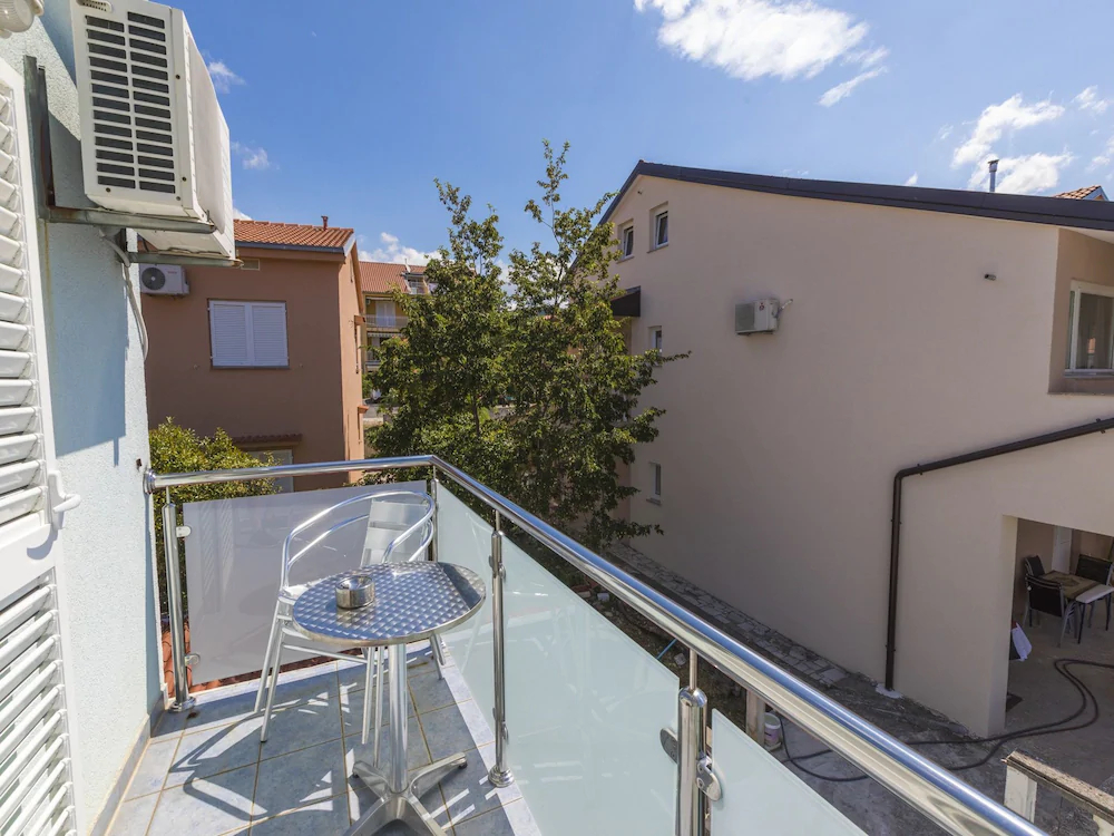 Apartments Frutis