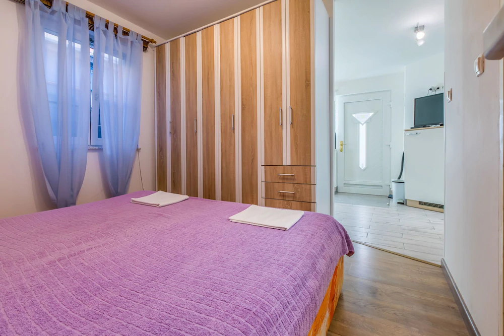 Apartments Frutis