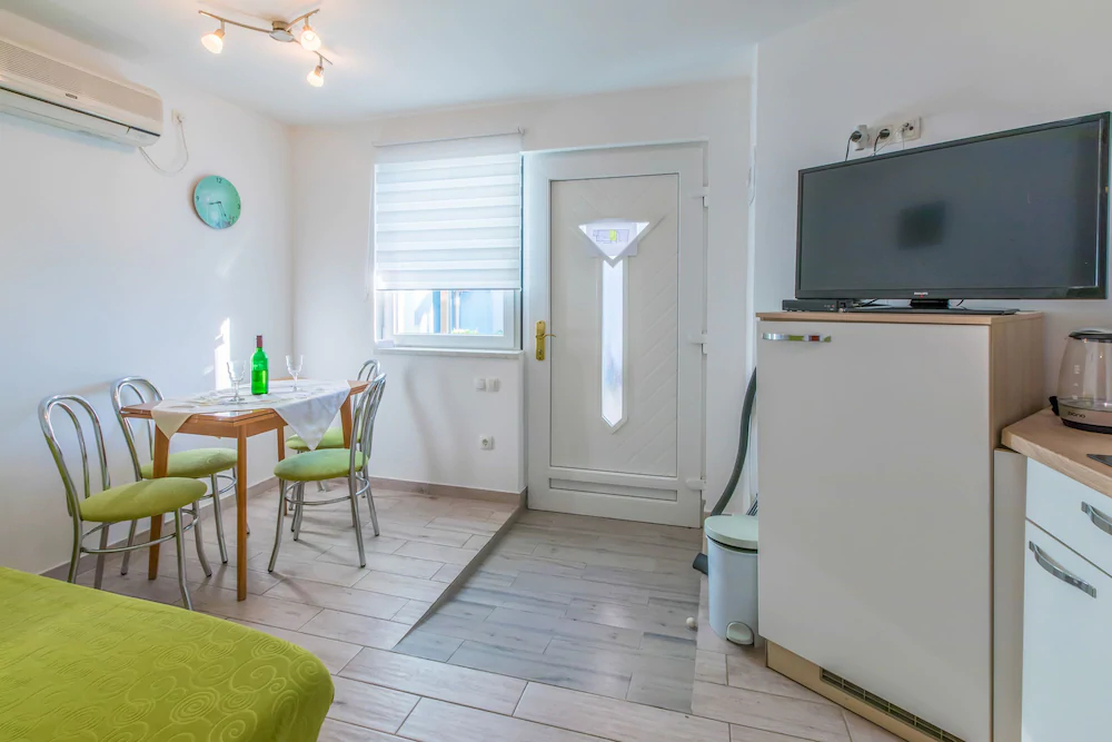 Apartments Frutis