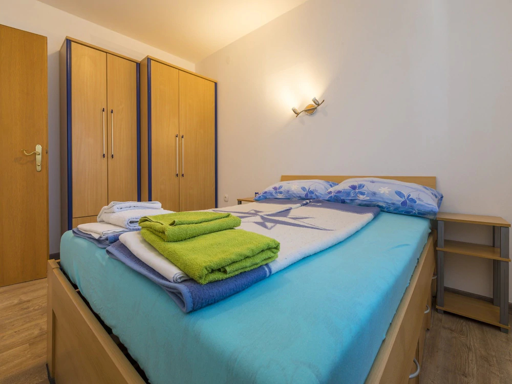 Apartments Frutis