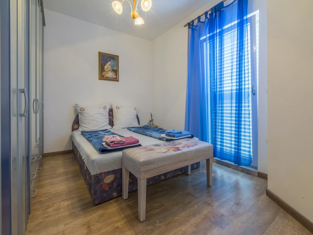 Apartments Frutis