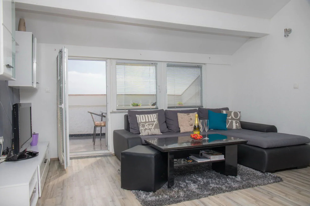 Apartments Geza