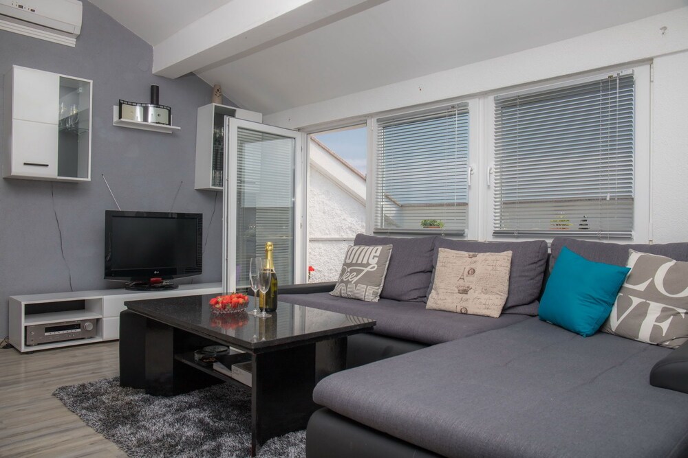 Apartments Geza