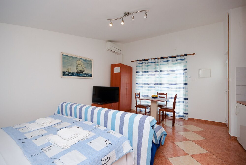 Apartments Jasminka