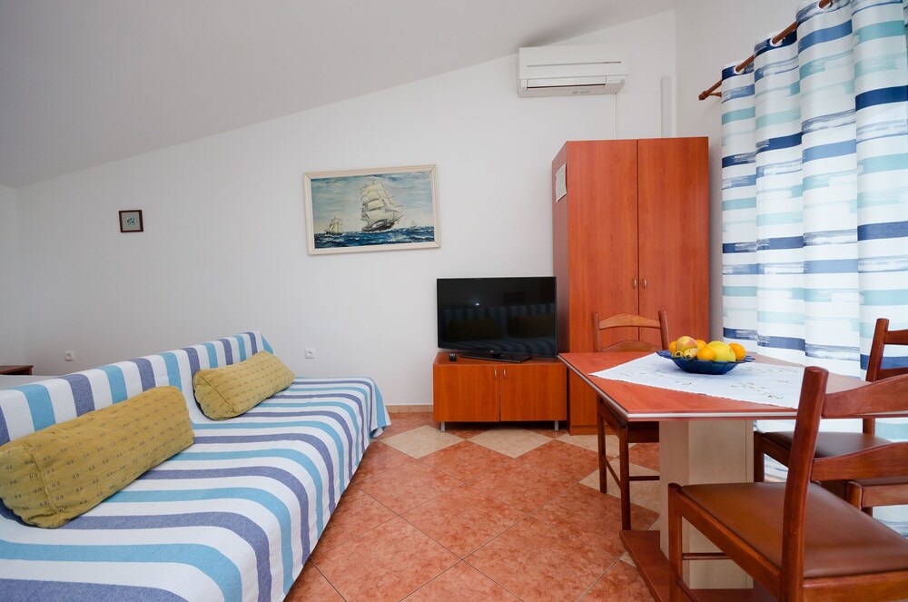 Apartments Jasminka