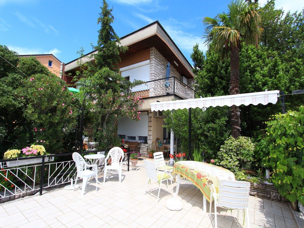 Apartments Kamen
