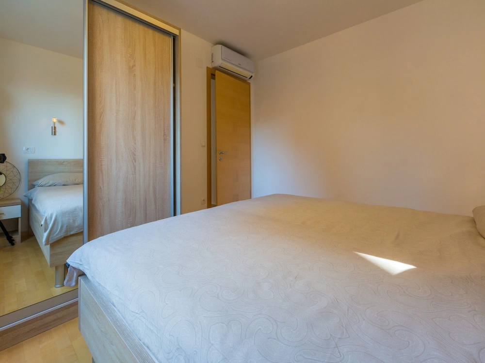 Apartments Livaja