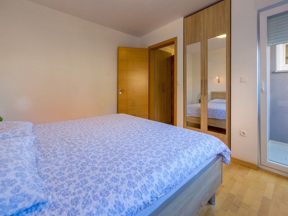 Apartments Livaja