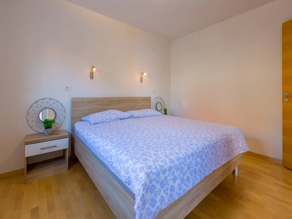 Apartments Livaja