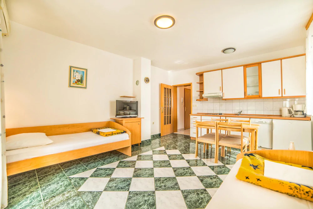 Apartments Ljiljana