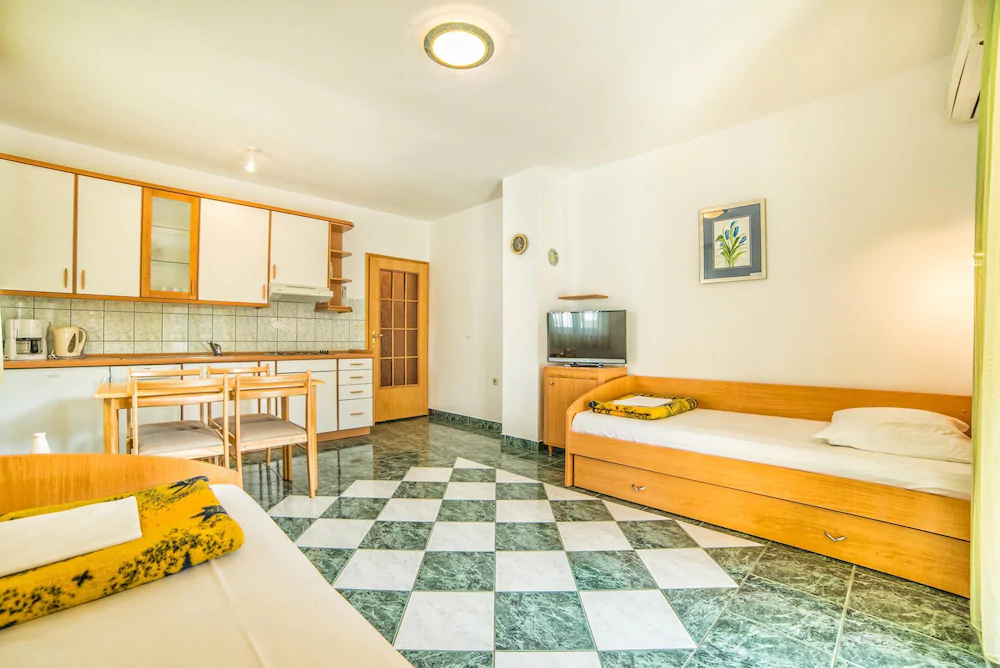 Apartments Ljiljana